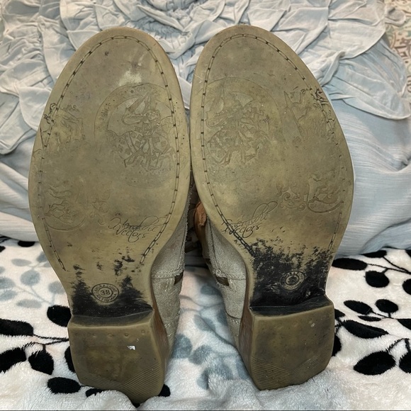 Lavorazione Artigiana Leather Lace Up Dessert Boots  metal chain detailing 8 - Picture 6 of 8